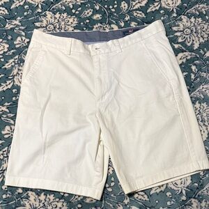 Vineyard Vines Cream Flat Front Men's Shorts